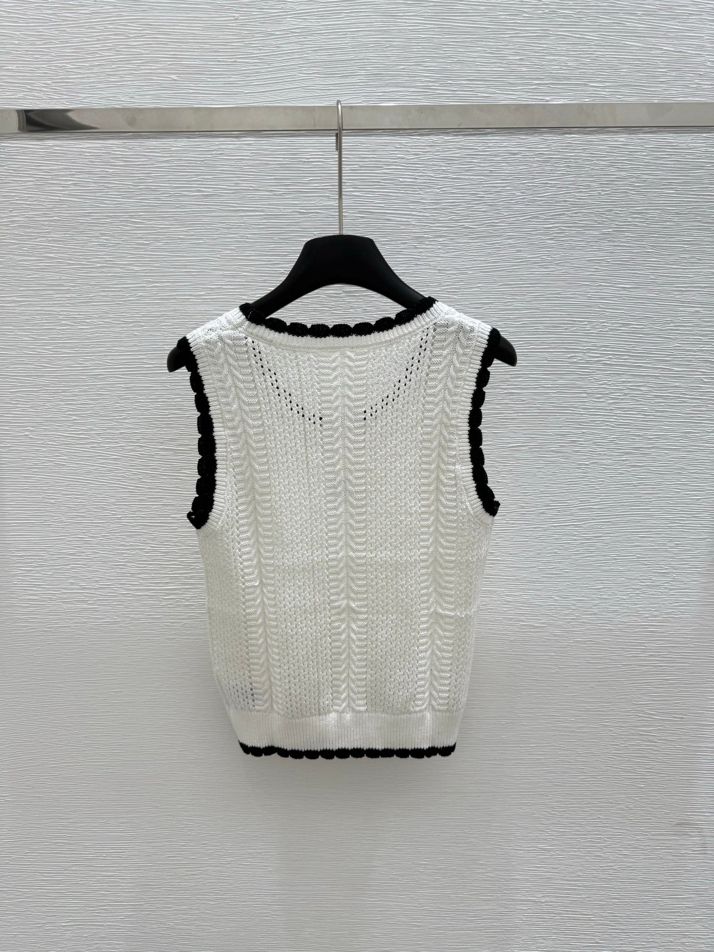 Chan 25ss knit vest