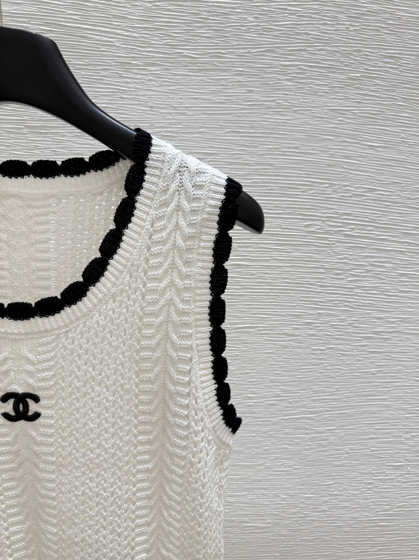 Chan 25ss knit vest