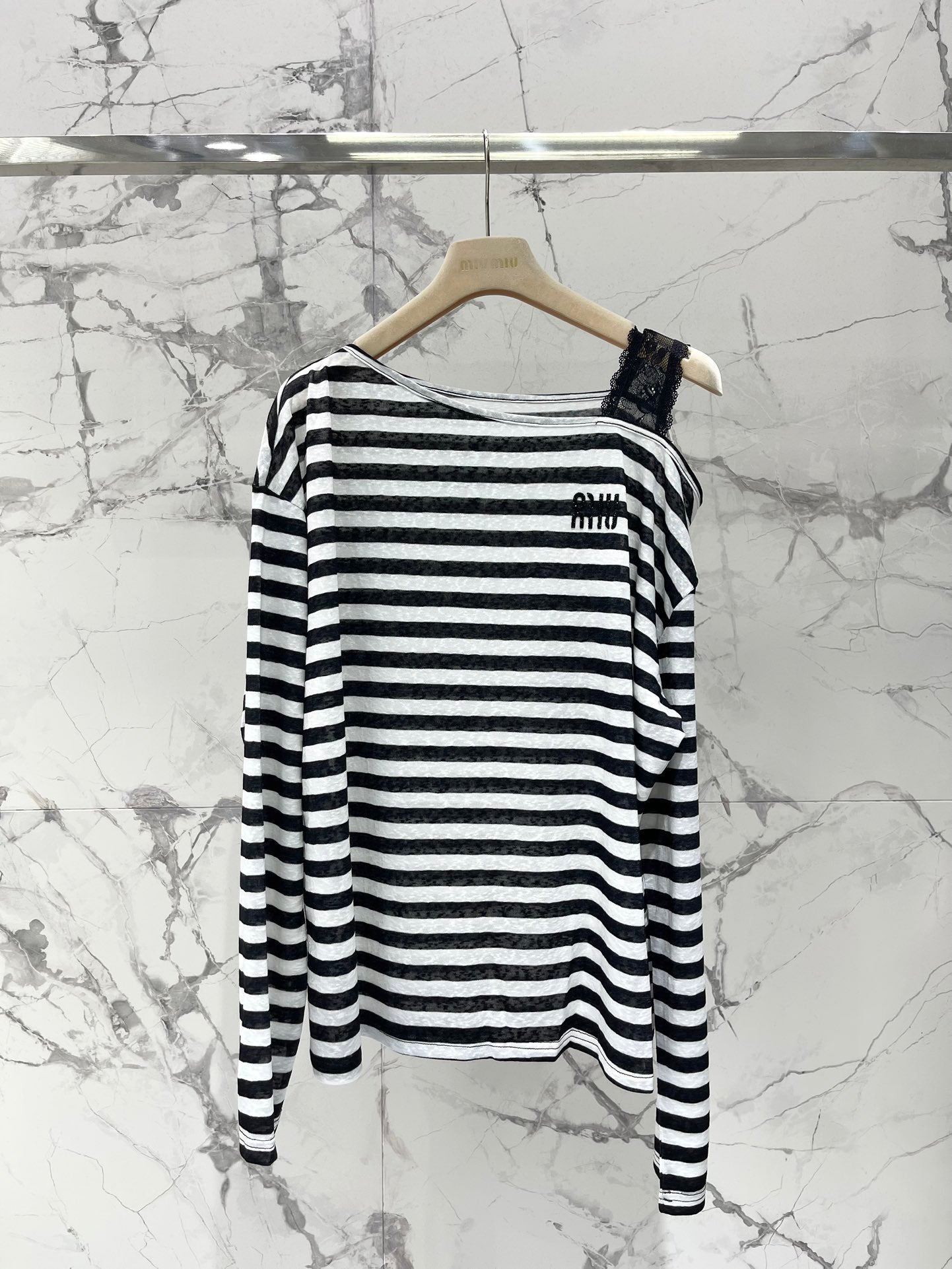 Miu 25ss striped shirt