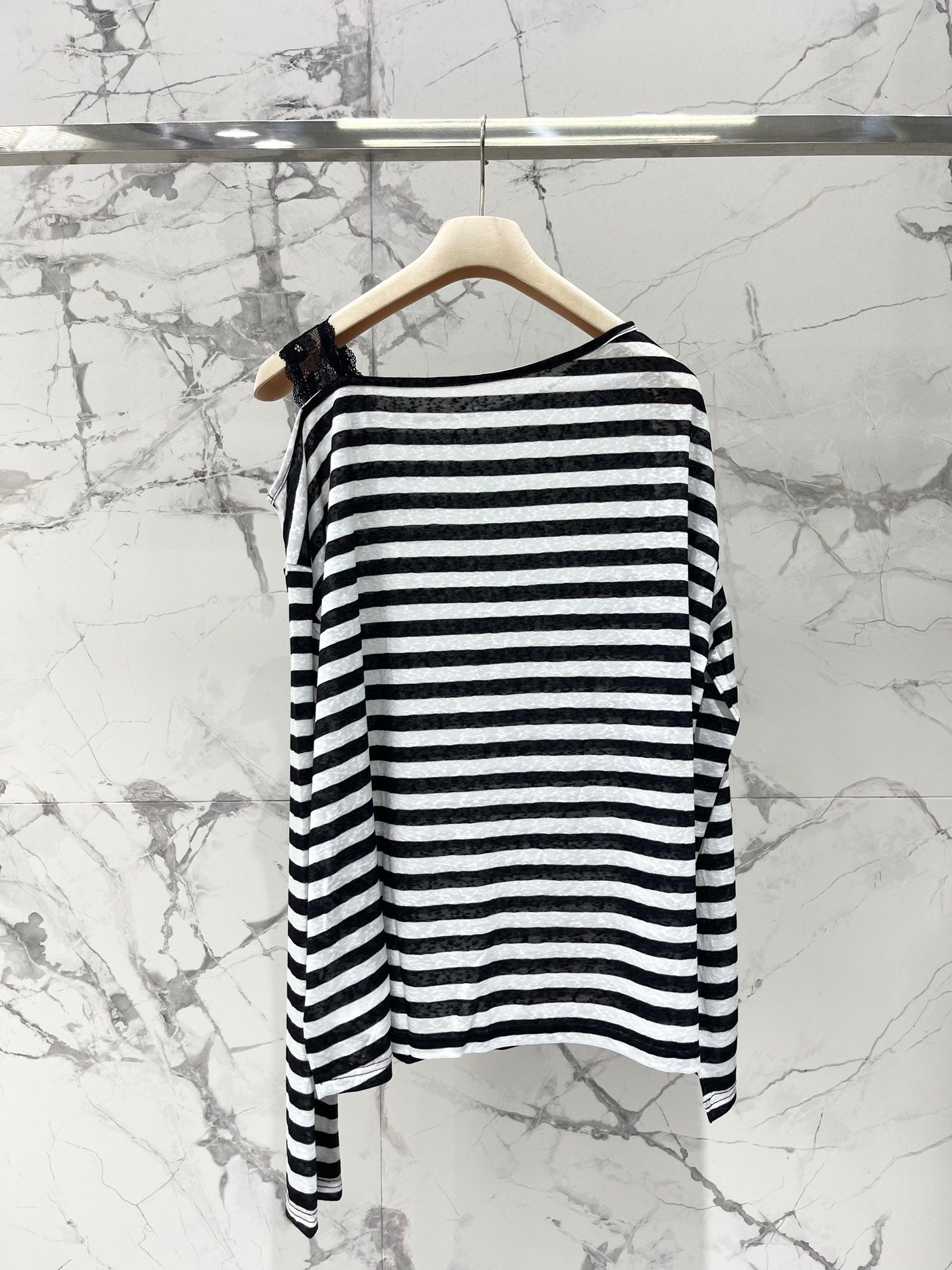 Miu 25ss striped shirt