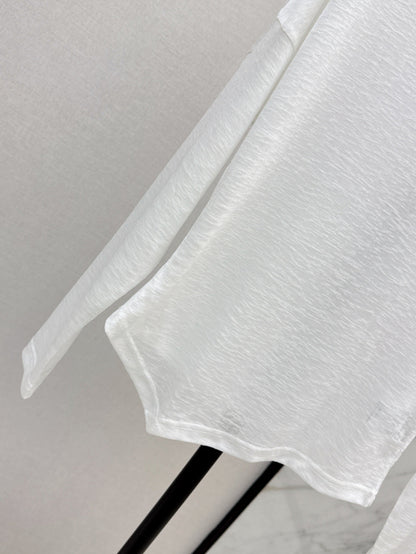 Wang 25ss off-shoulder shirt