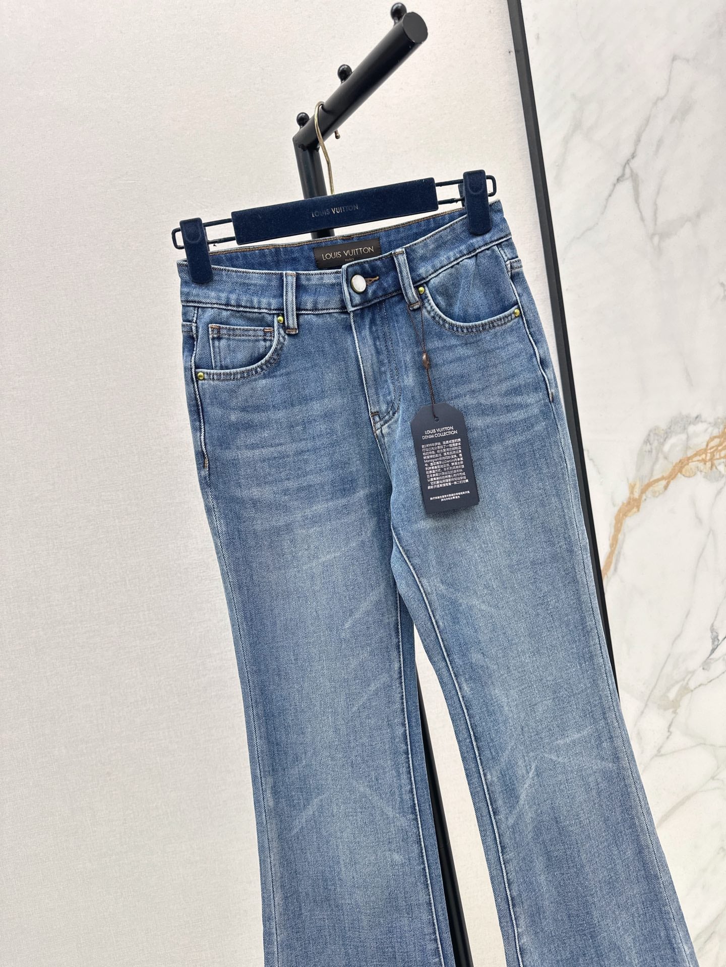 Louis 25ss flared jeans