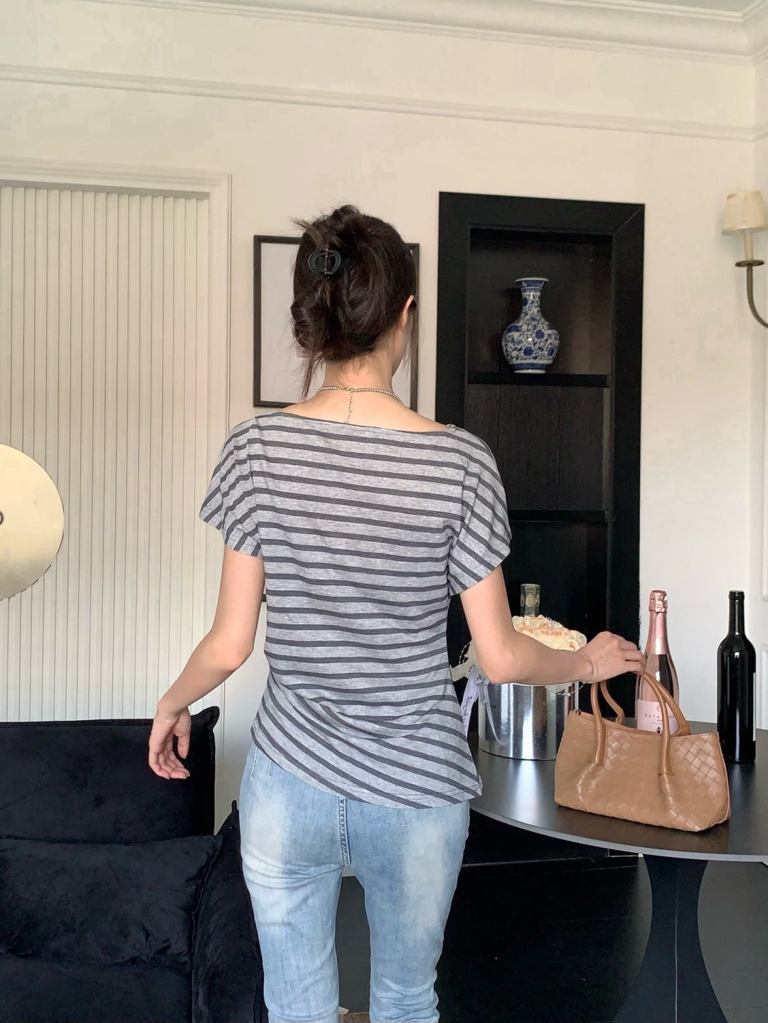 Miu 25ss off-shoulder t-shirt