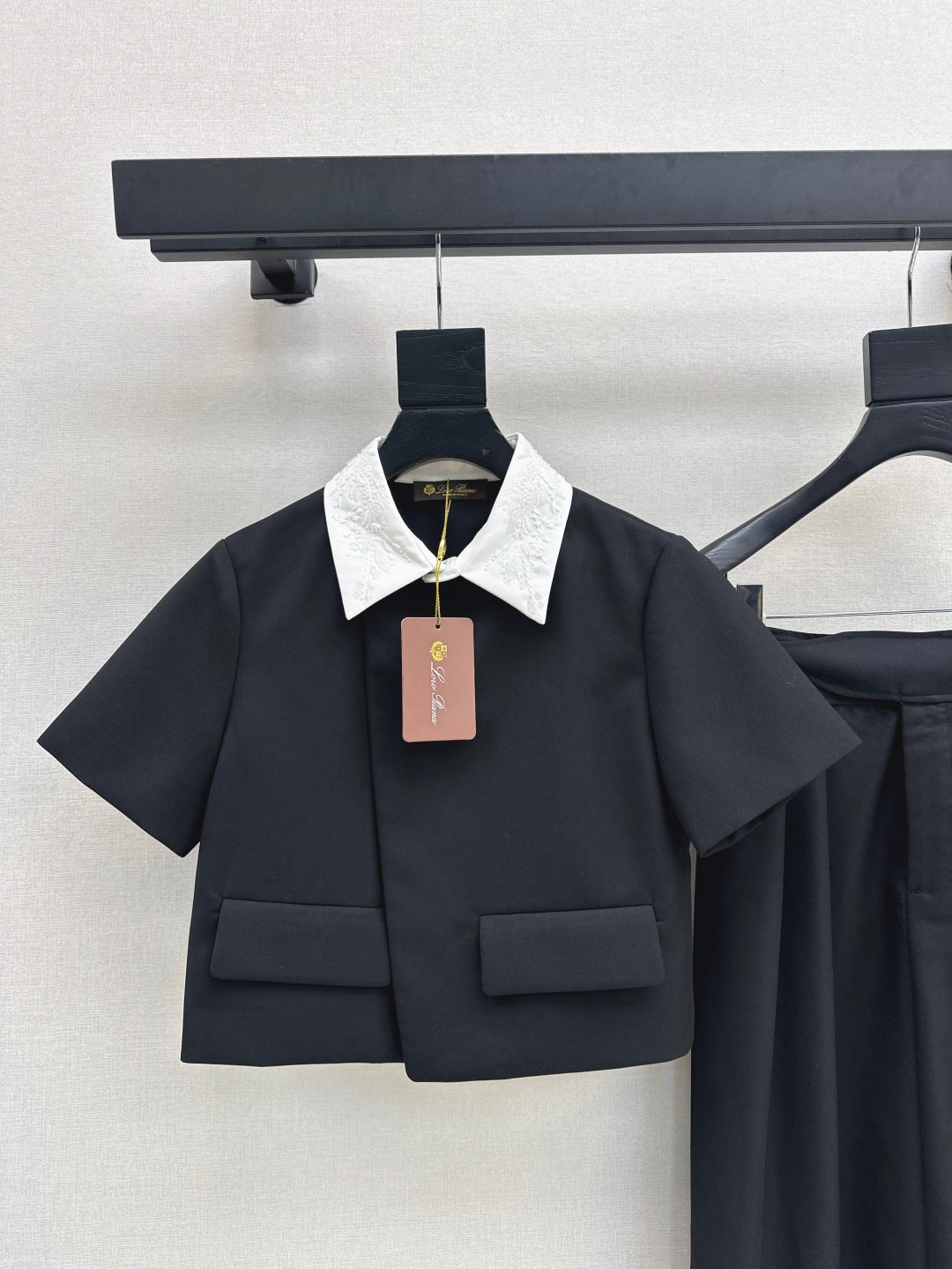 Loro 25ss suit