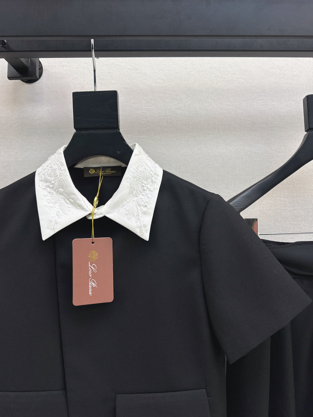 Loro 25ss suit