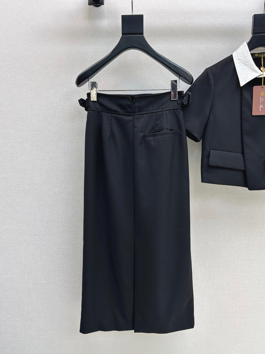 Loro 25ss suit