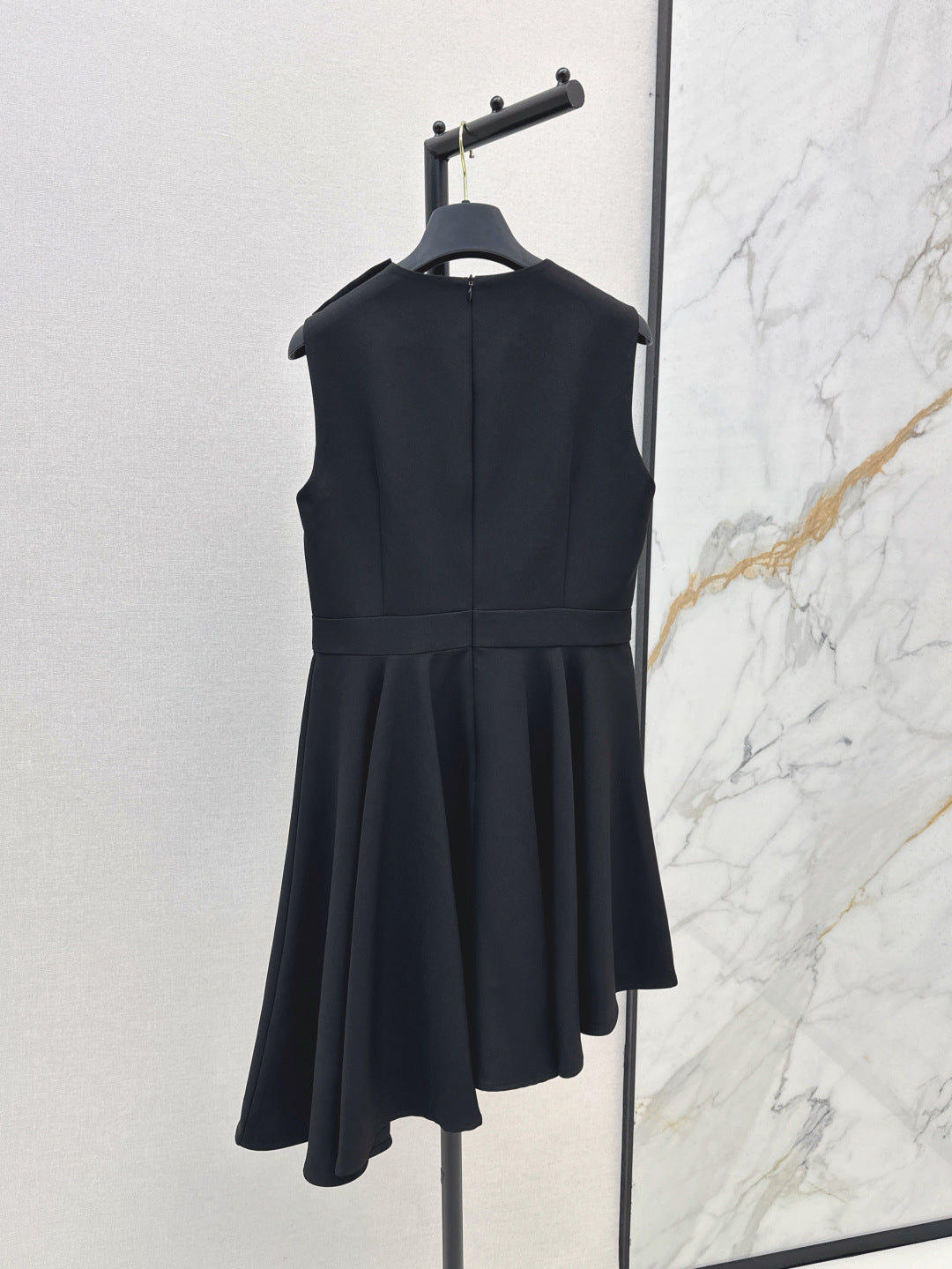Louis 25ss sleeveless dress