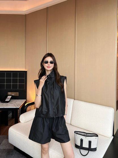 Fend 25ss sleeveless jacket