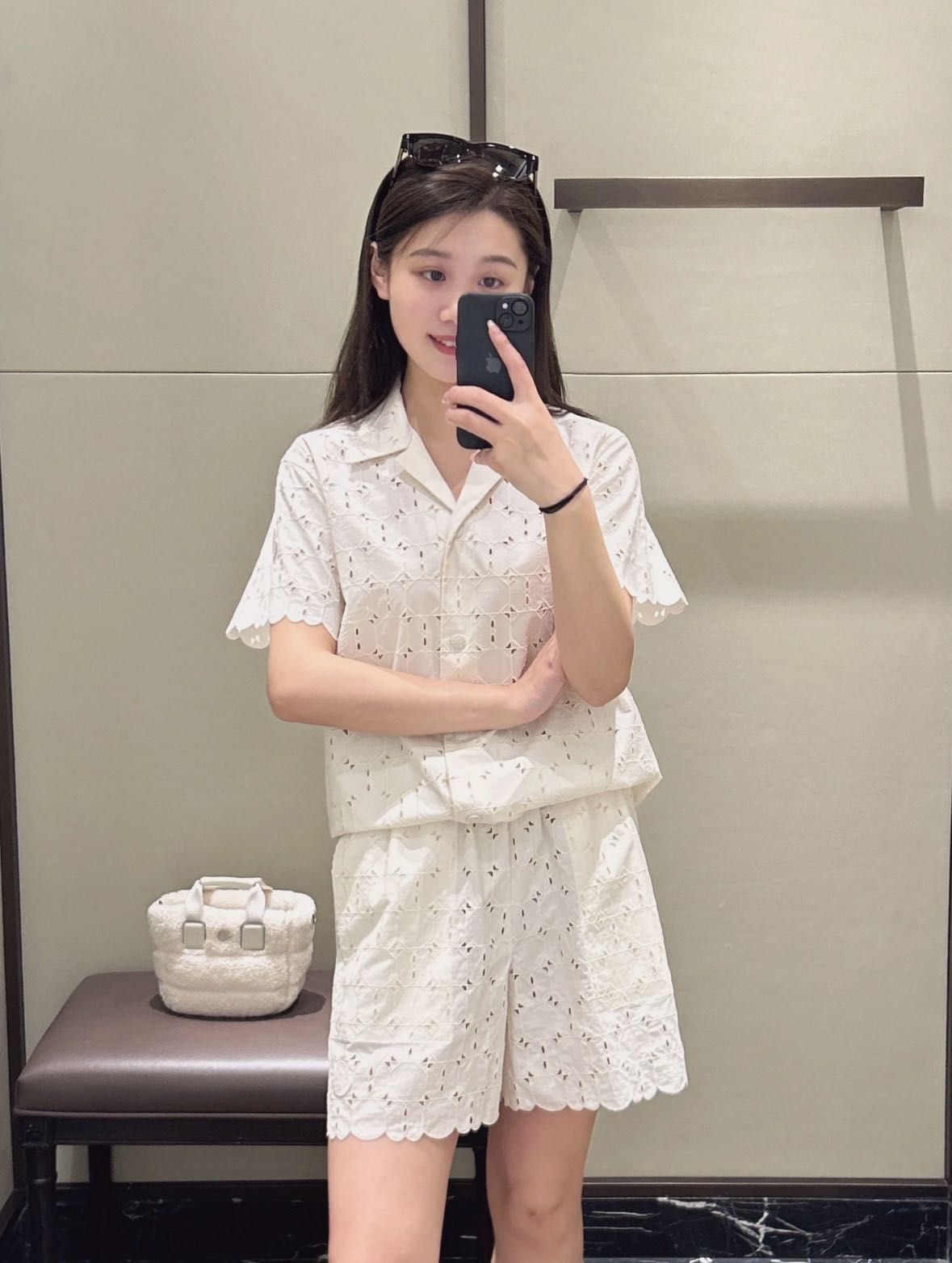 Monc 25ss embroidered suit