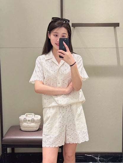 Monc 25ss embroidered suit