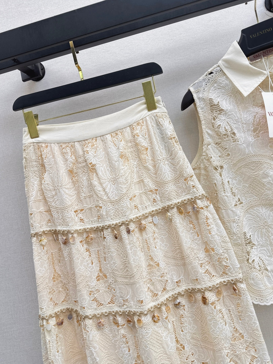 Valen 25ss lace suit