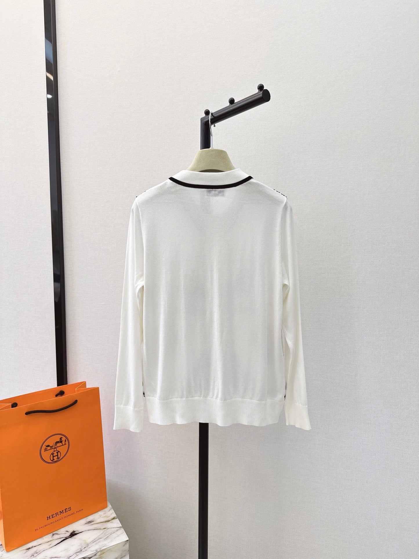 Herm 25ss print knit shirt