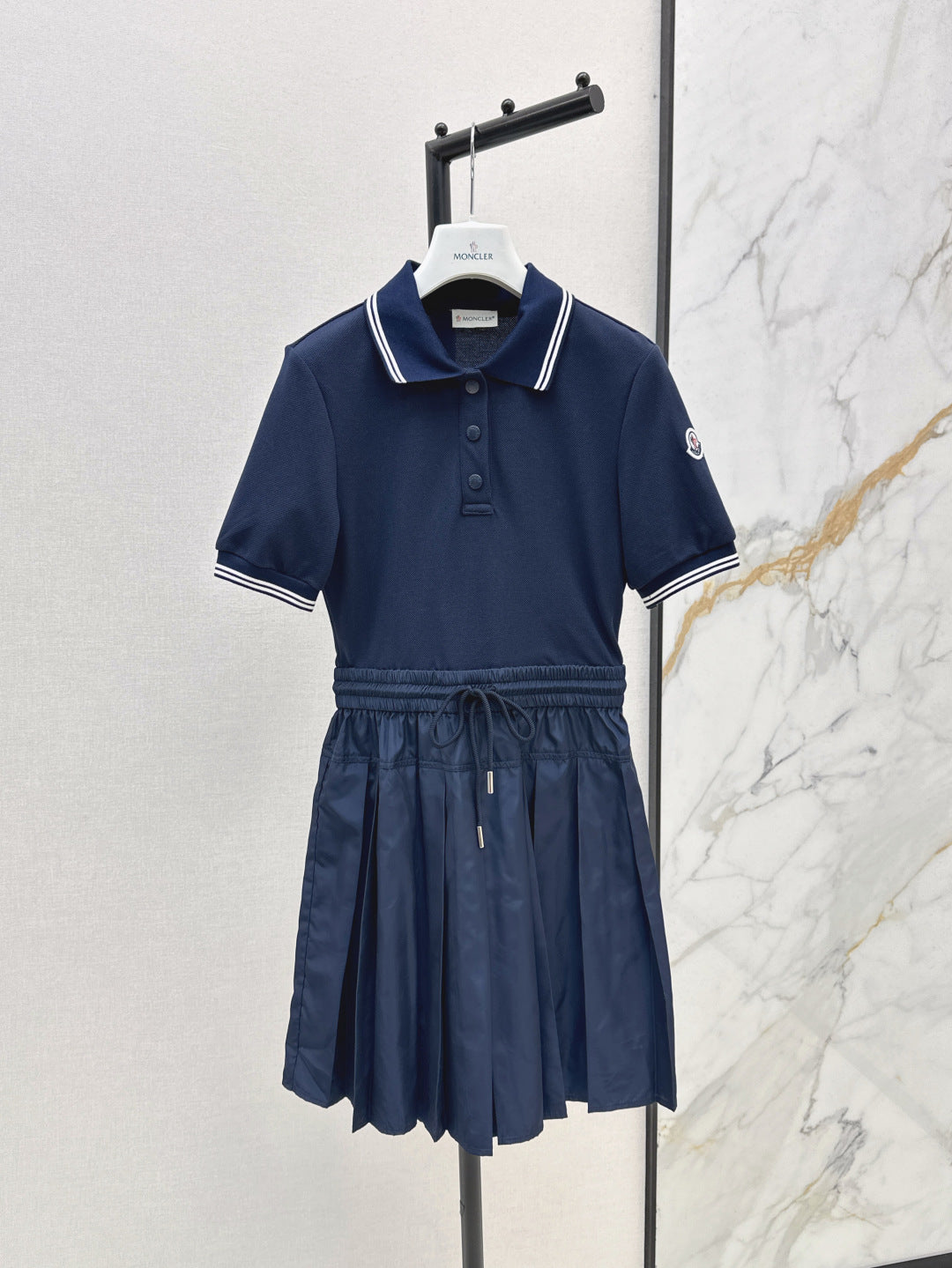 Monc 25ss drawstring dress