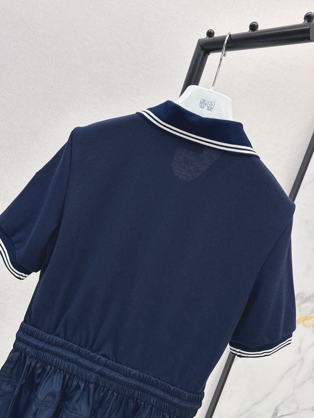 Monc 25ss drawstring dress