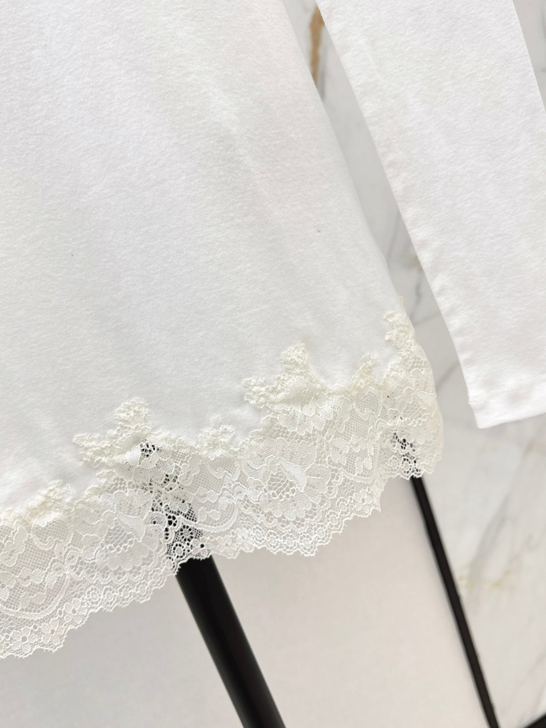 Miu 25ss lace shirt
