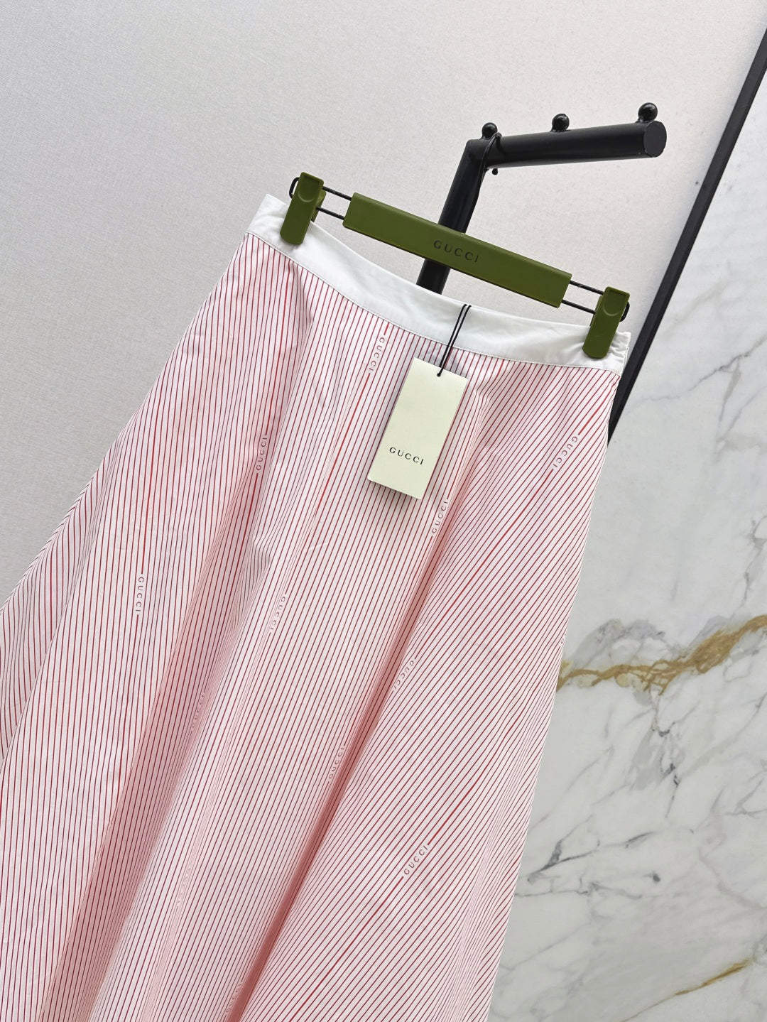 Guc 25ss striped skirt