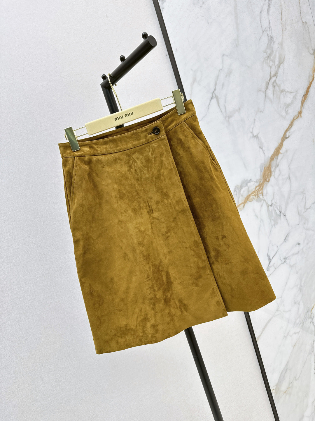 Miu 25ss suede skirt