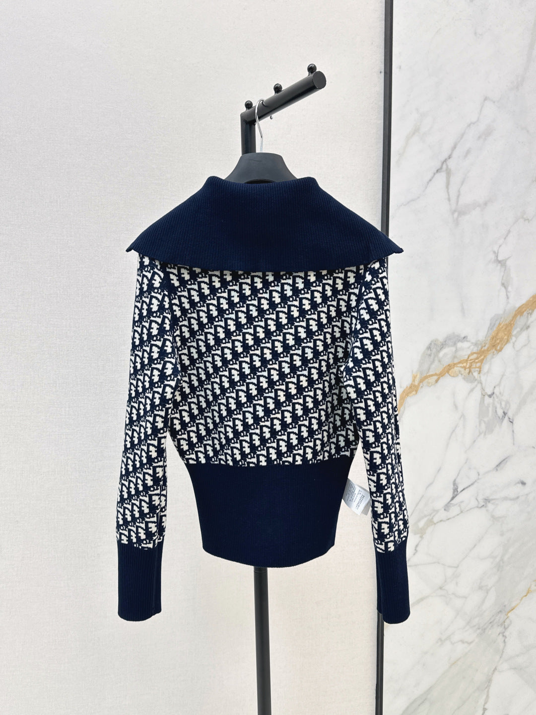 CD 25FW reversible jacket