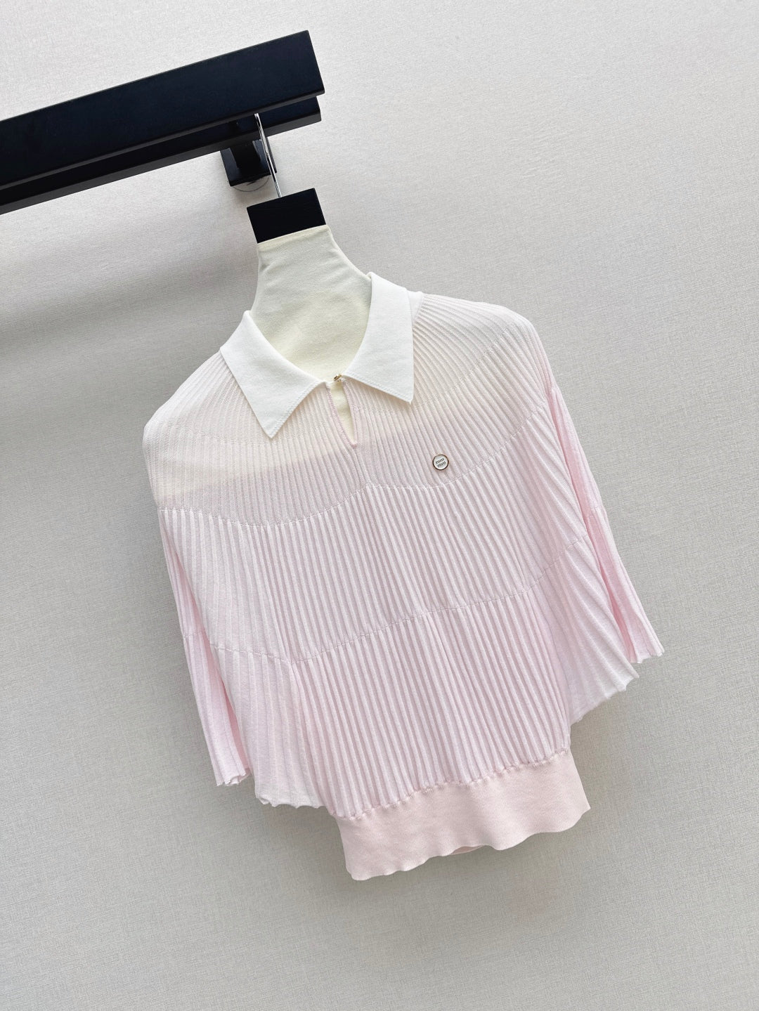 Miu 25ss knit cape shirt