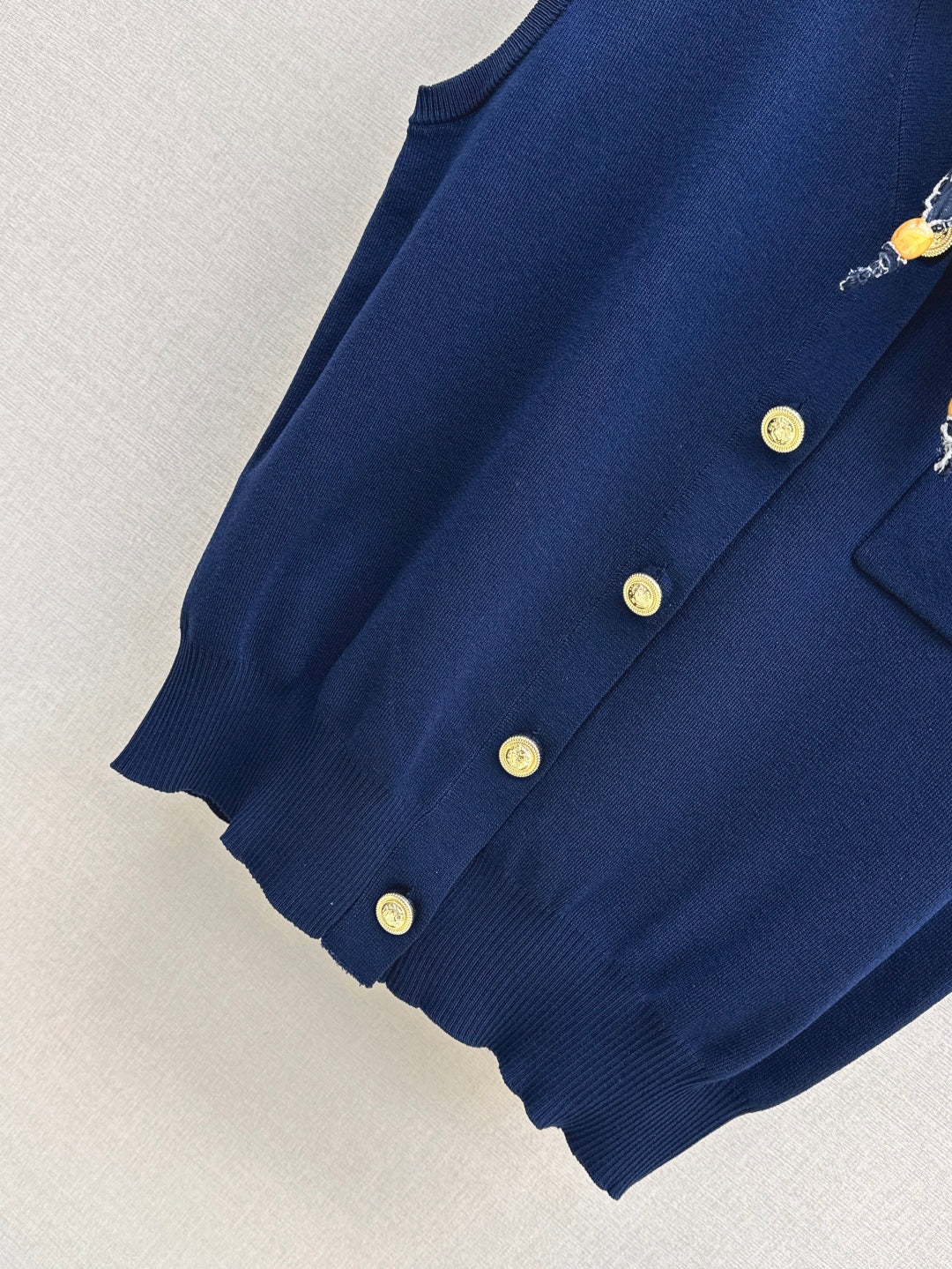 Miu 25ss scarf vest
