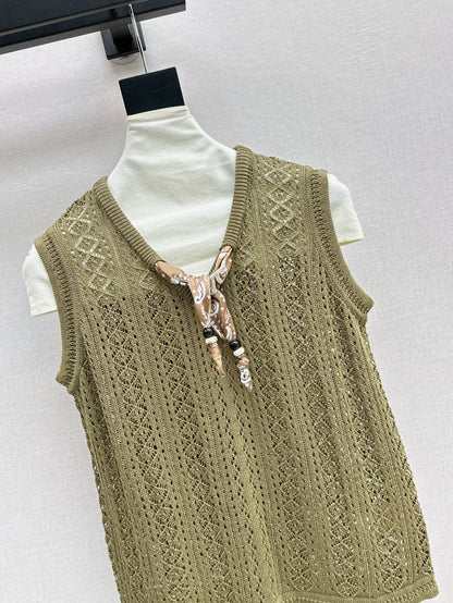 Miu 25ss scarf knit vest
