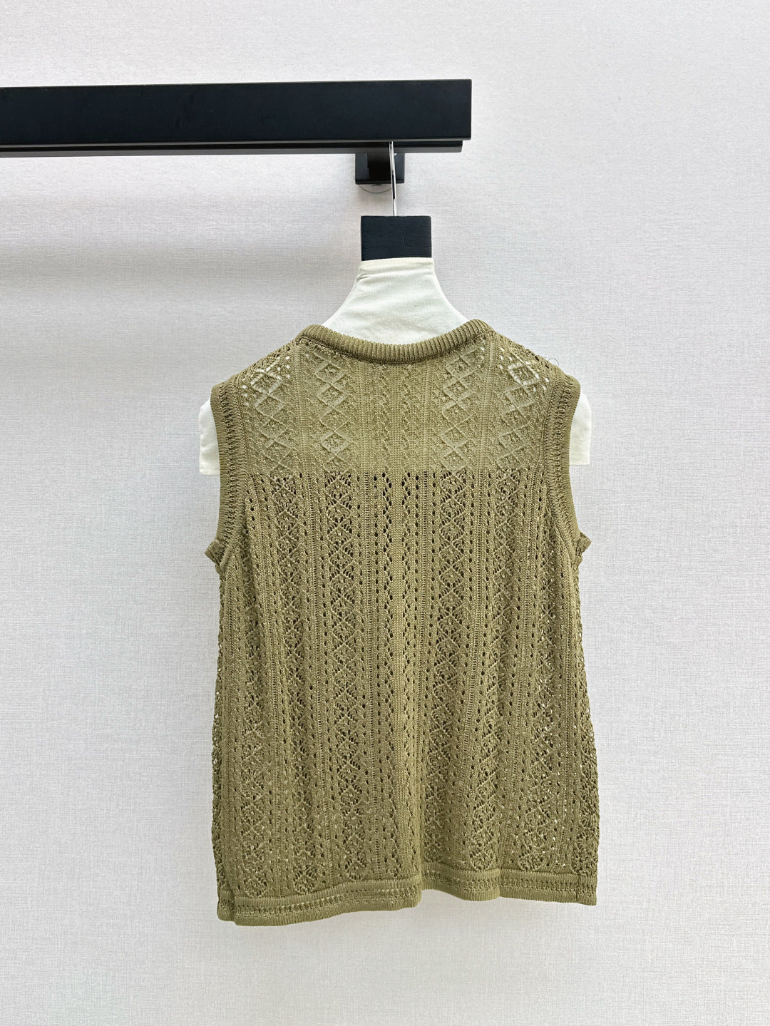 Miu 25ss scarf knit vest