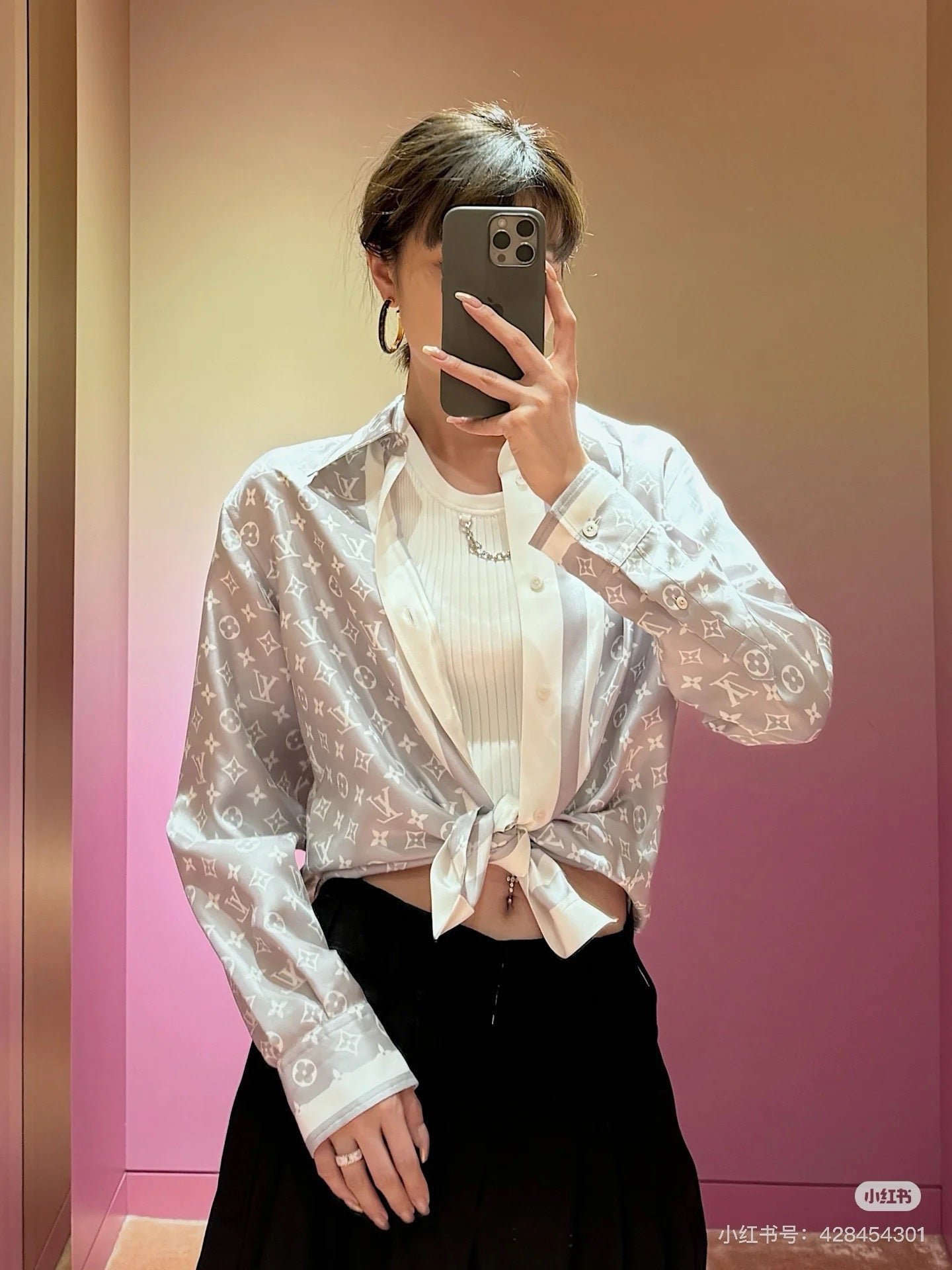Louis 25ss silk shirt