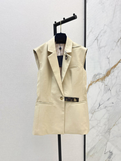 Louis 25fw sleeveless jacket