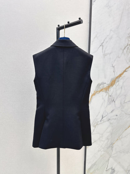 Louis 25fw sleeveless jacket