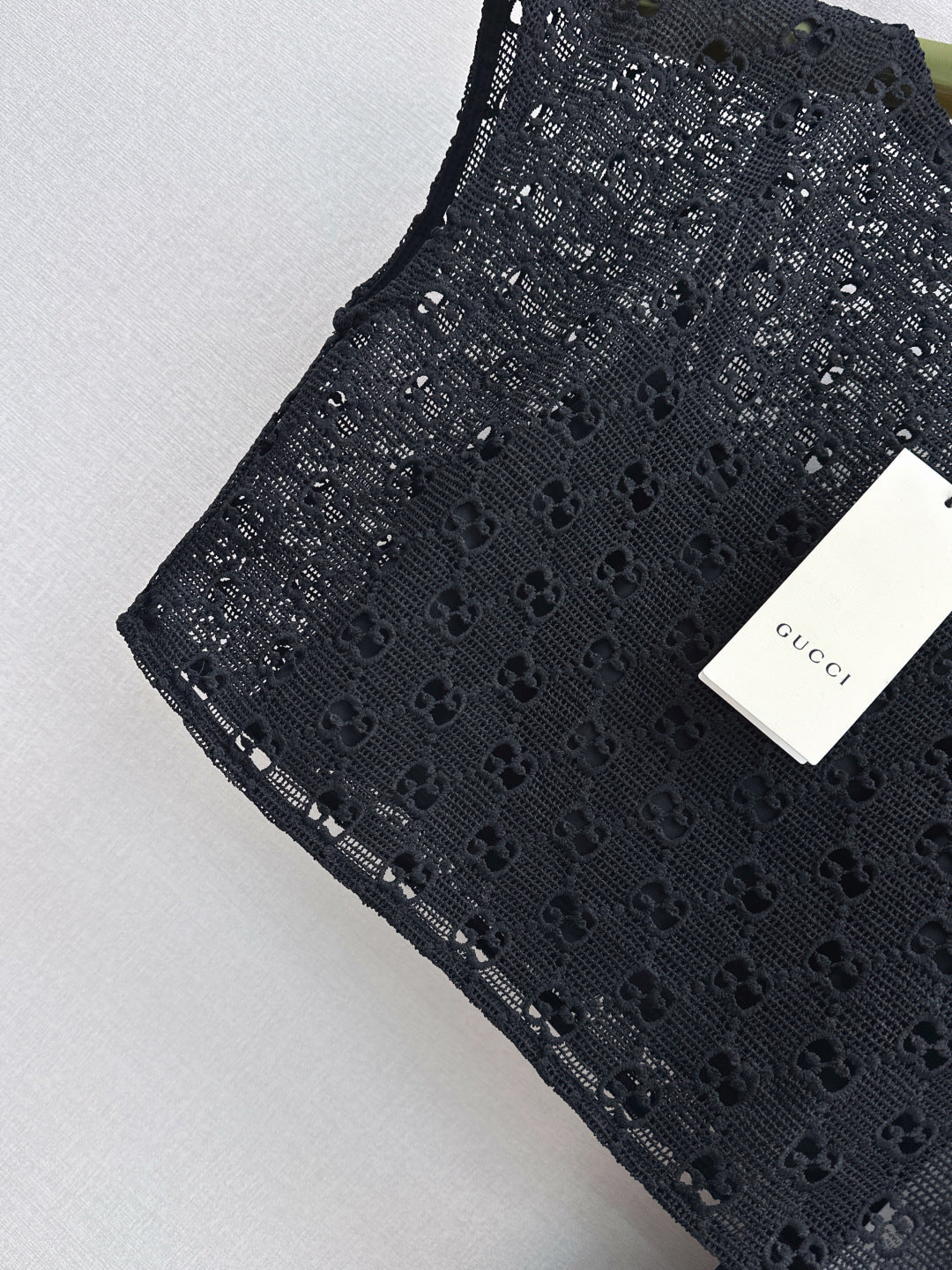 Guc 25ss hollow suit