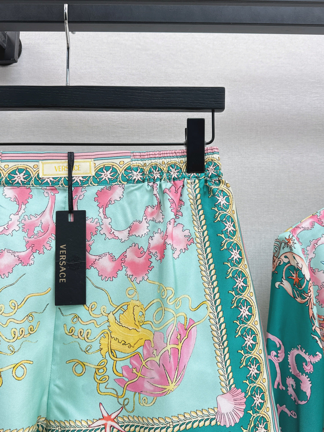 vers 25ss silk short