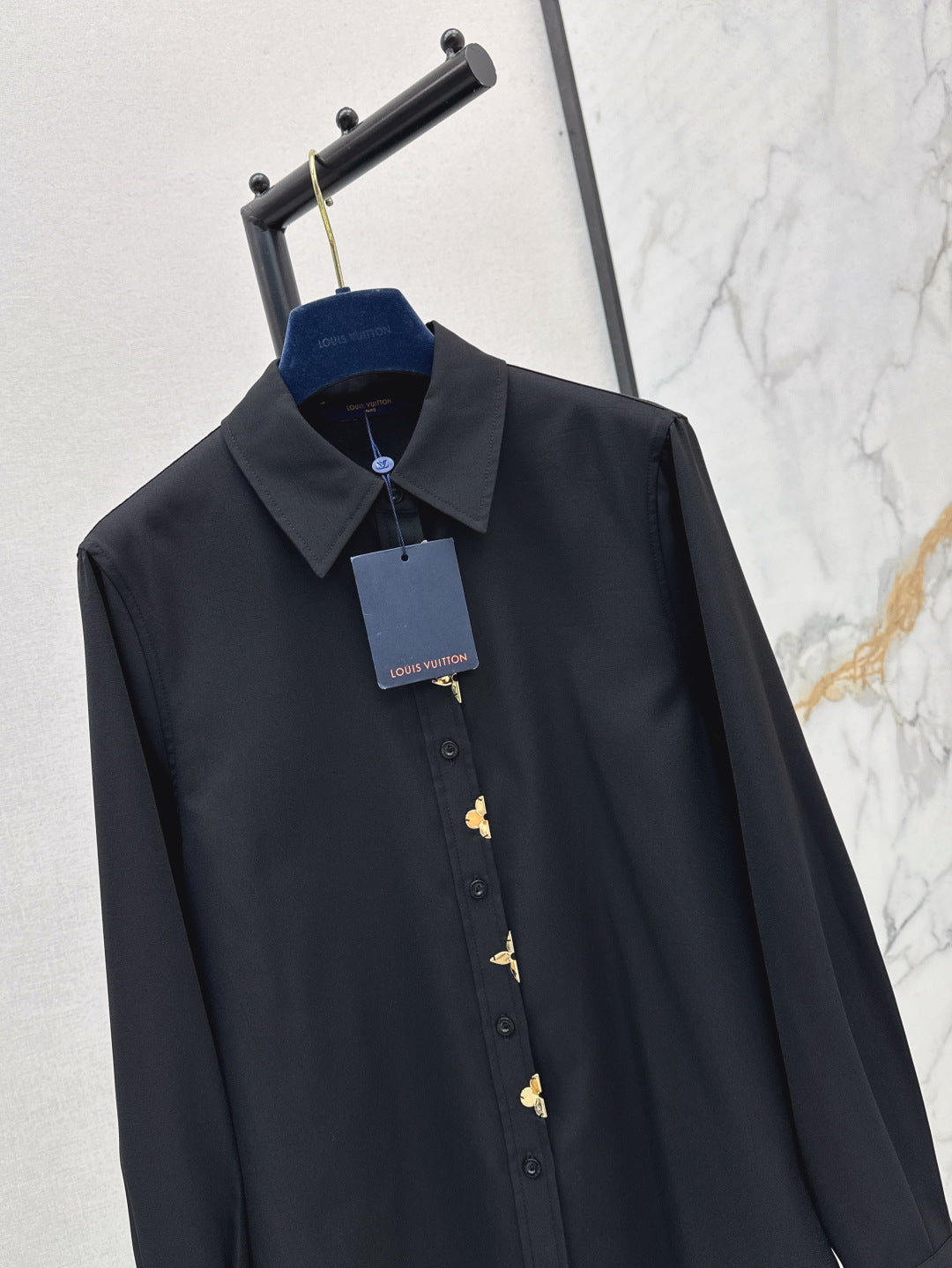 Louis 25fw buttons shirt