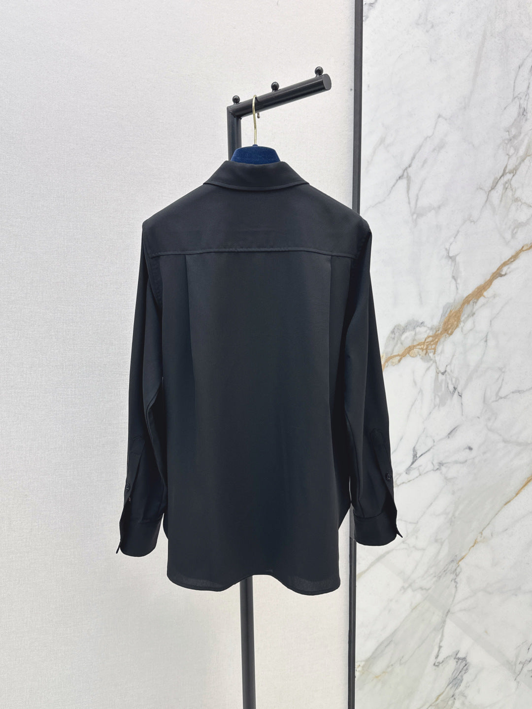 Louis 25fw buttons shirt