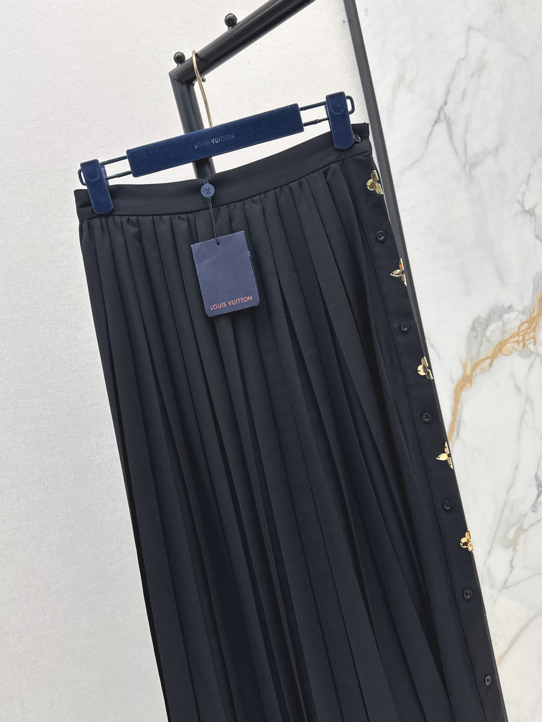Louis 25fw pleated skirt