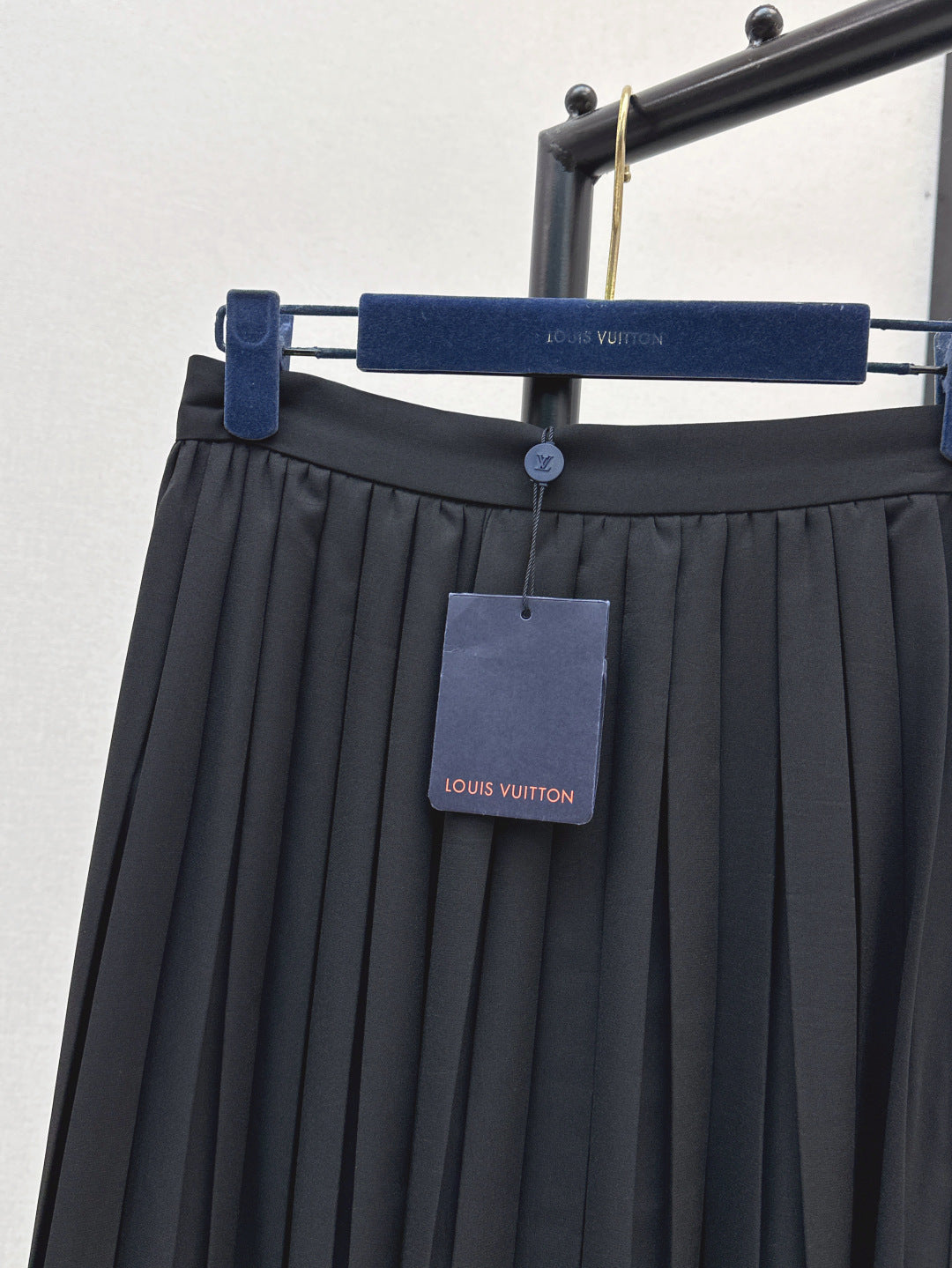 Louis 25fw pleated skirt