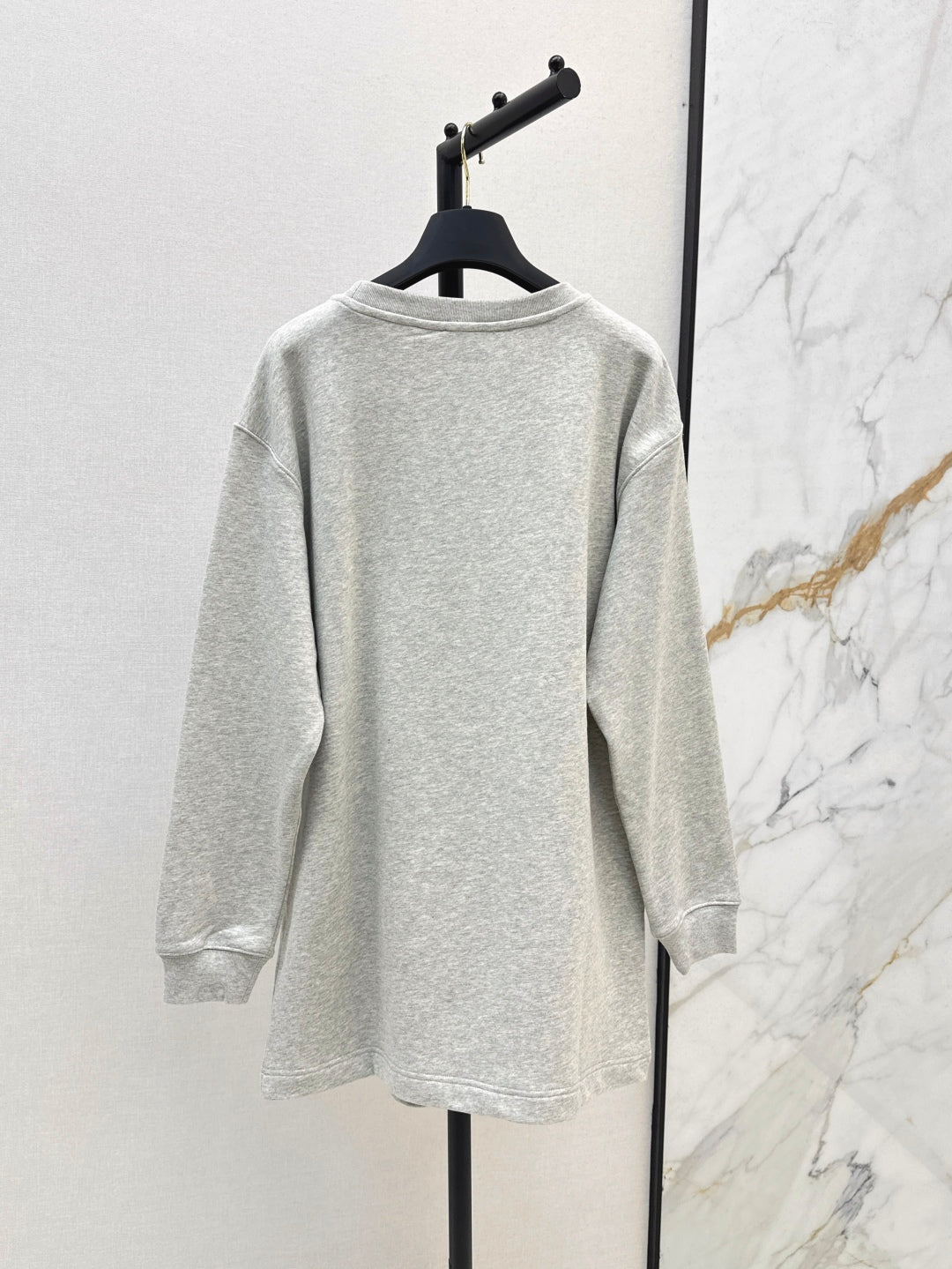 Louis 25fw beaded sweatshirt