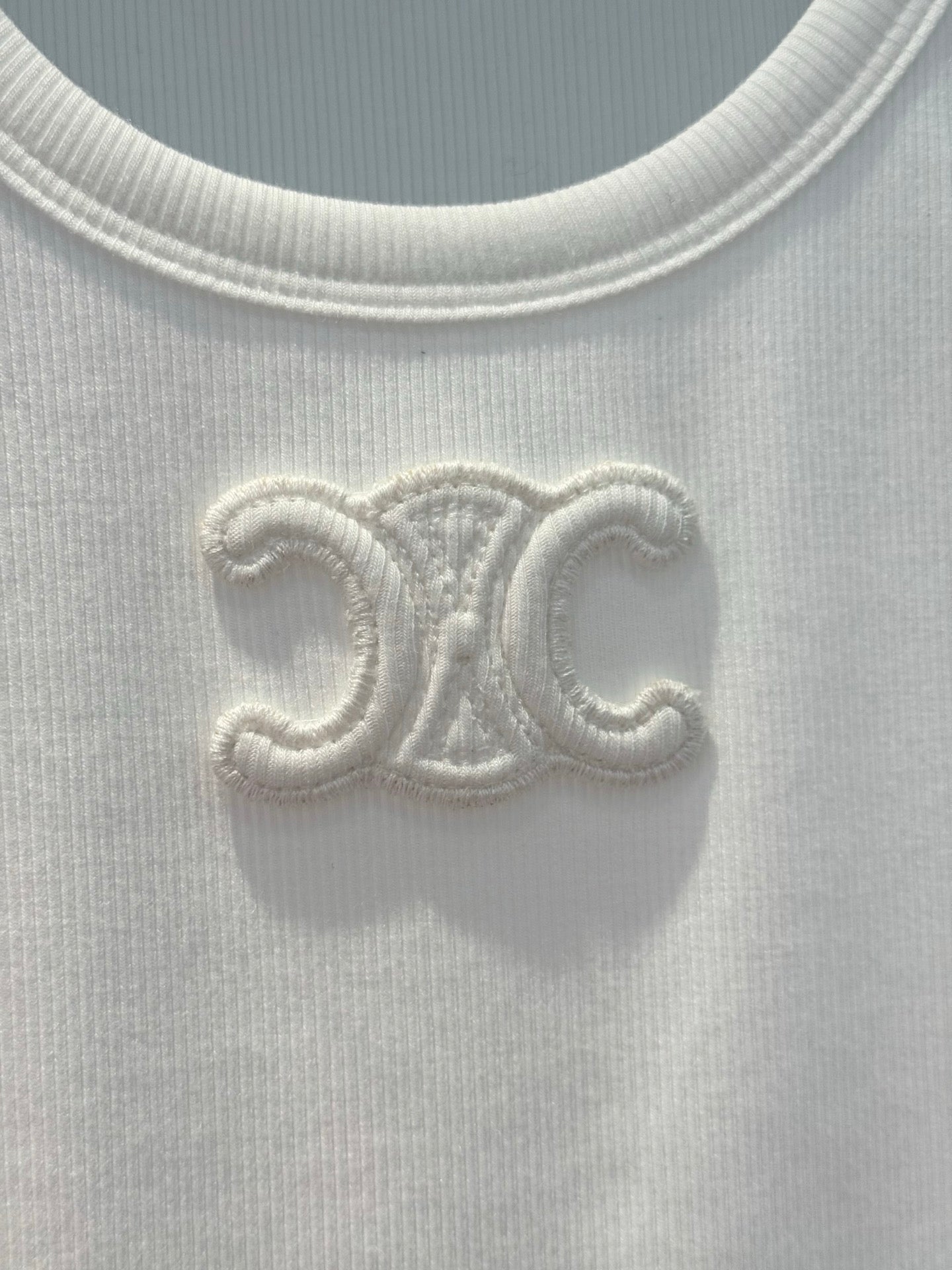 Celi 25ss embroidered vest