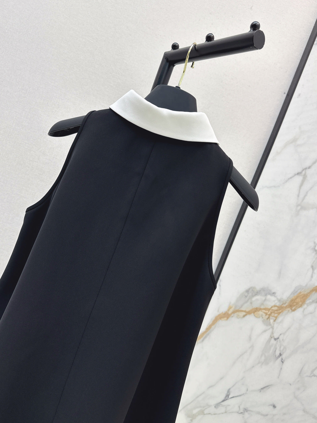 Louis 25ss sleeveless dress