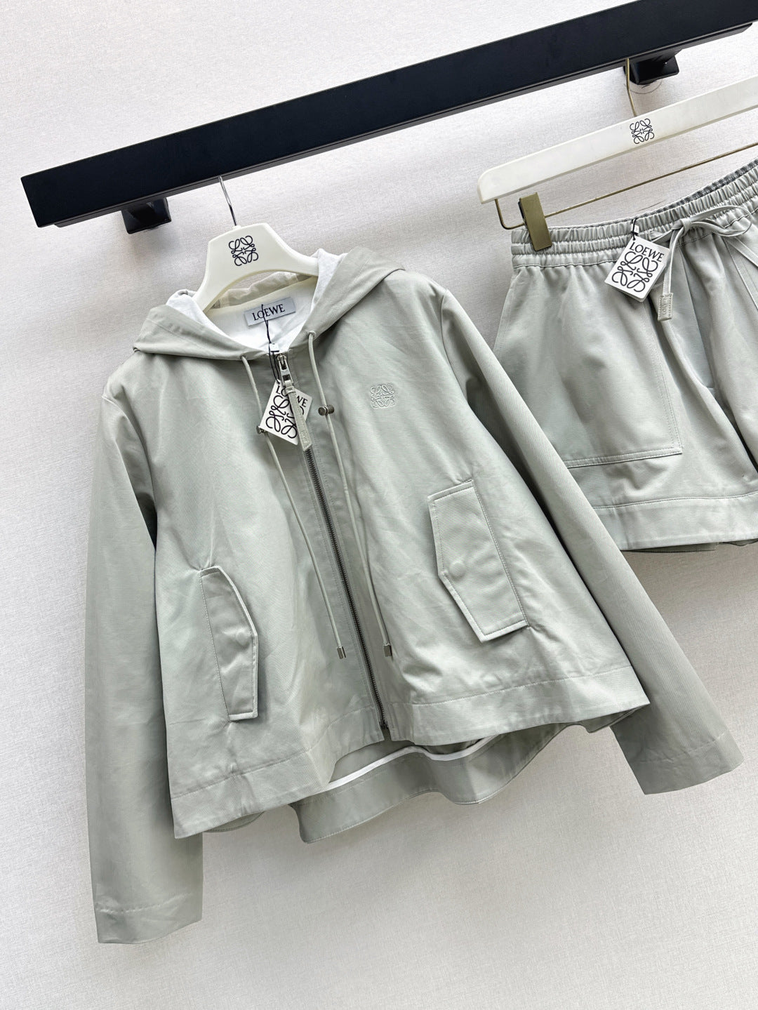 Loe 25fw hoodie jacket