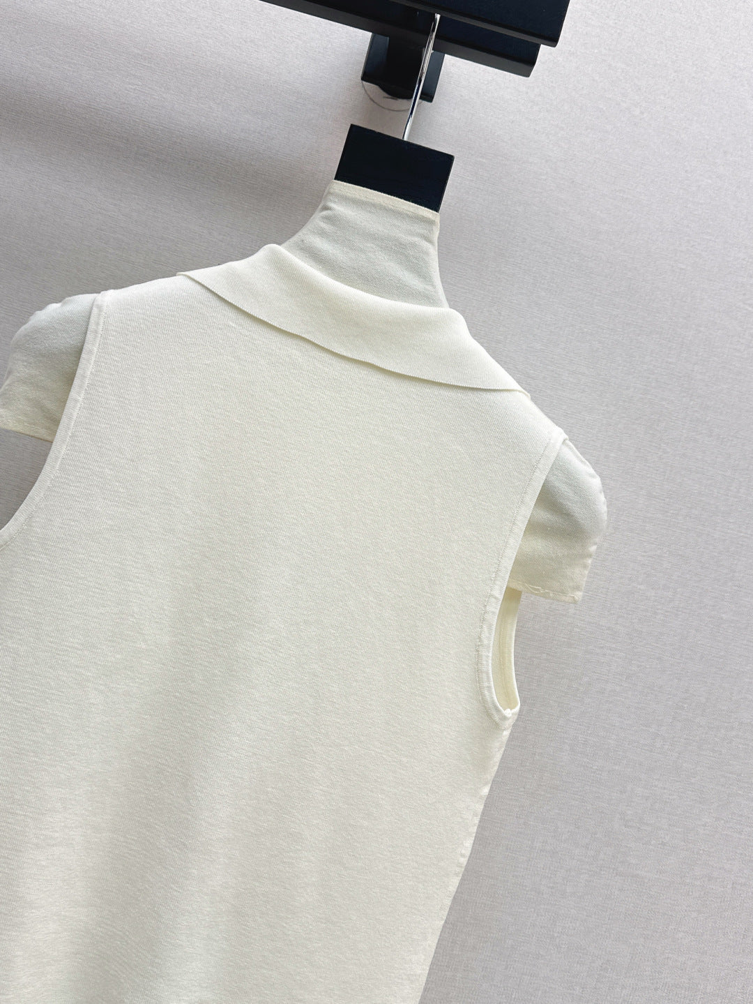 Max 25ss knit vest