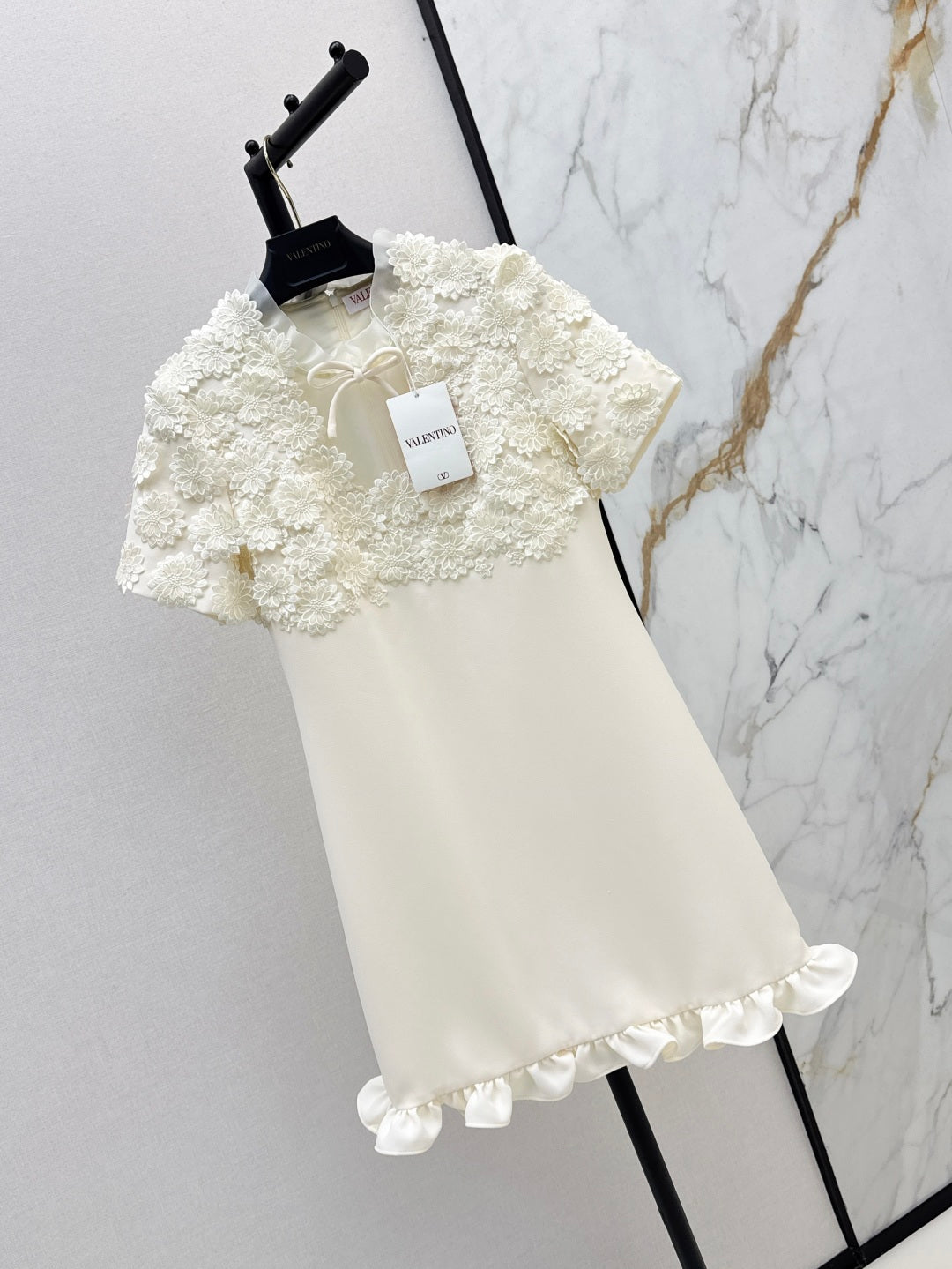 Valen 25fw embroidered dress
