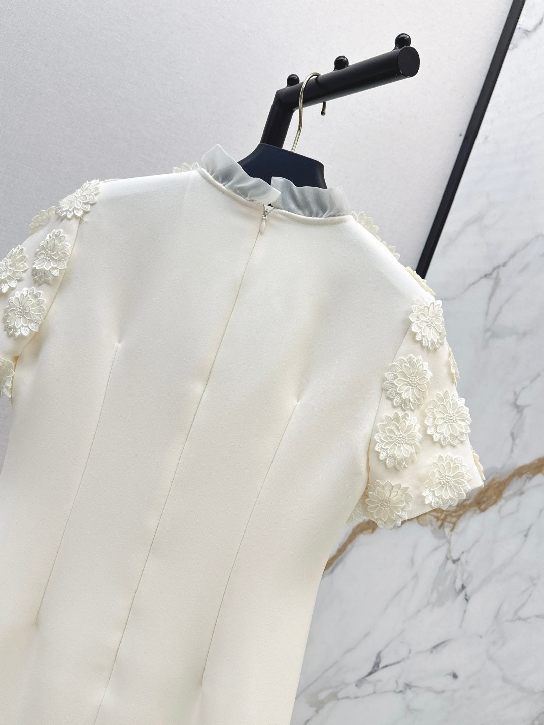Valen 25fw embroidered dress