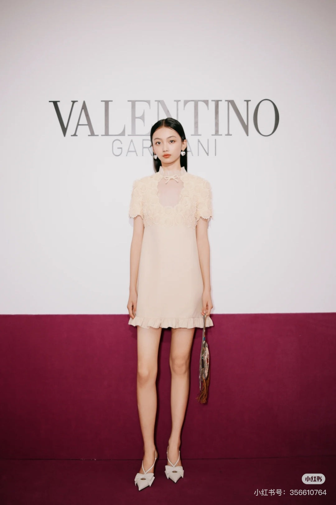 Valen 25fw embroidered dress