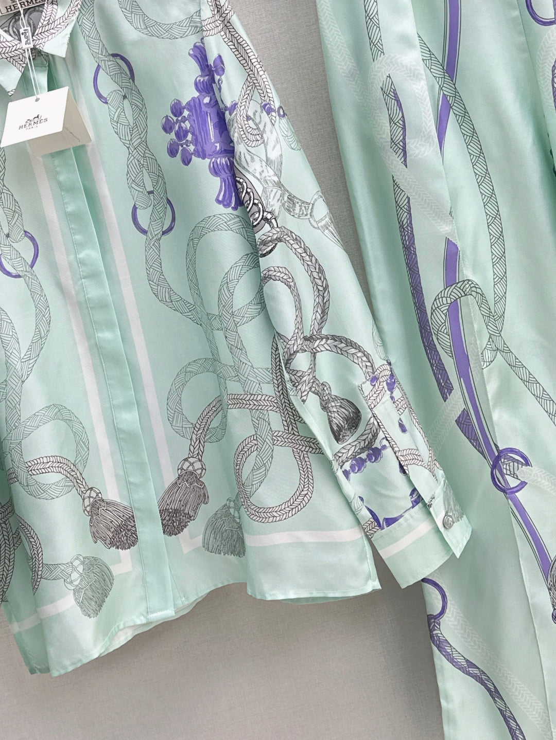 Herm 25fw Silk shirt