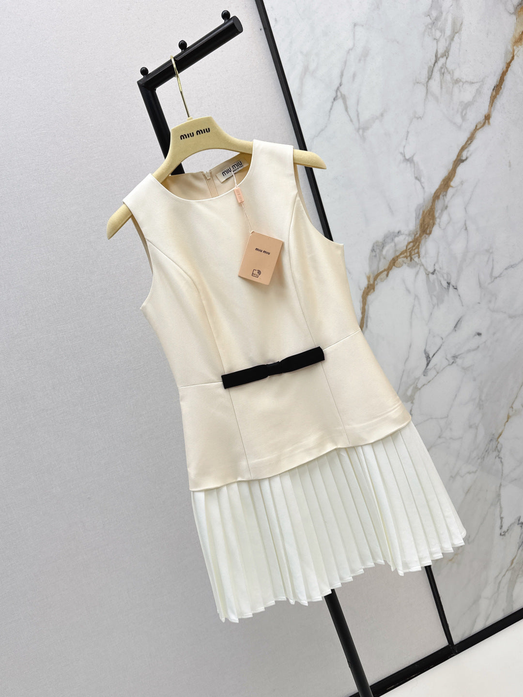 Miu 25fw sleeveless dress