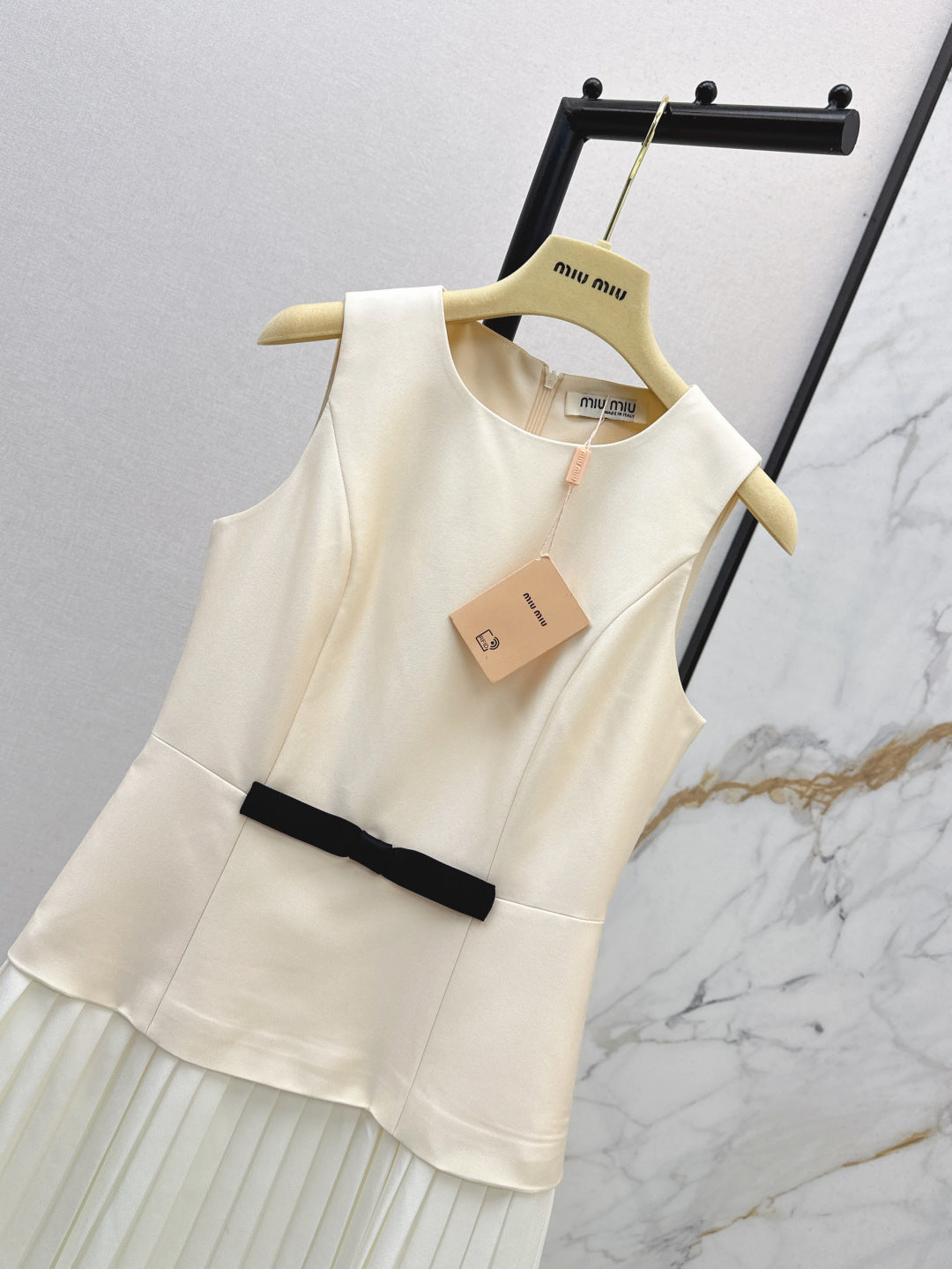 Miu 25fw sleeveless dress