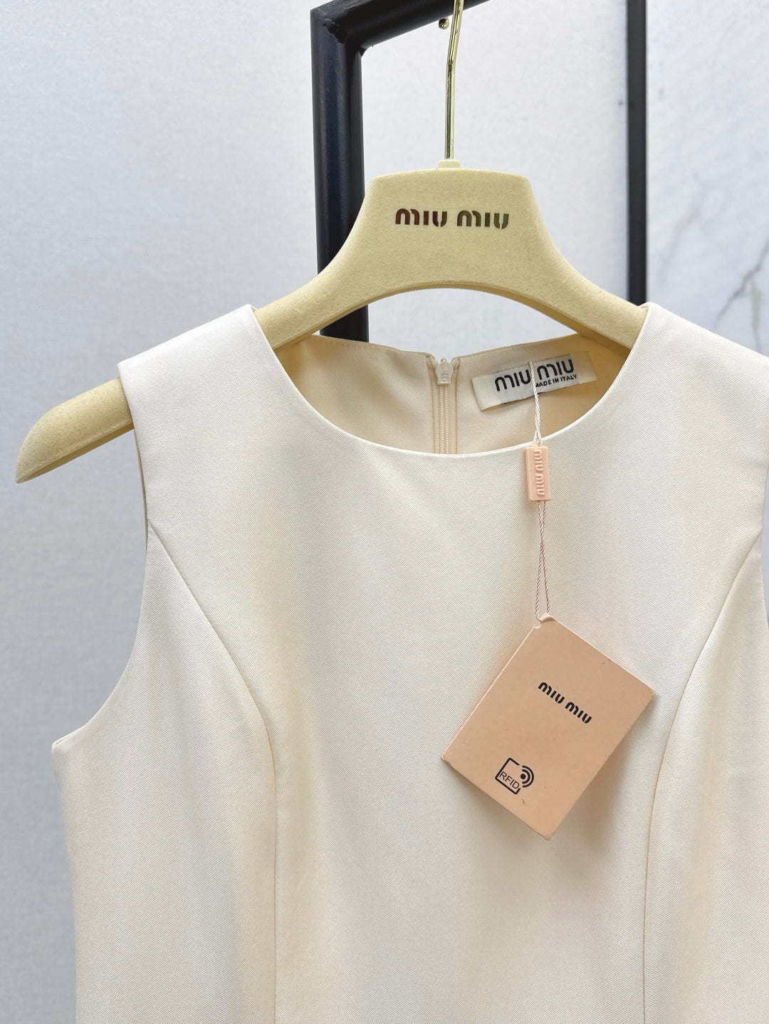 Miu 25fw sleeveless dress