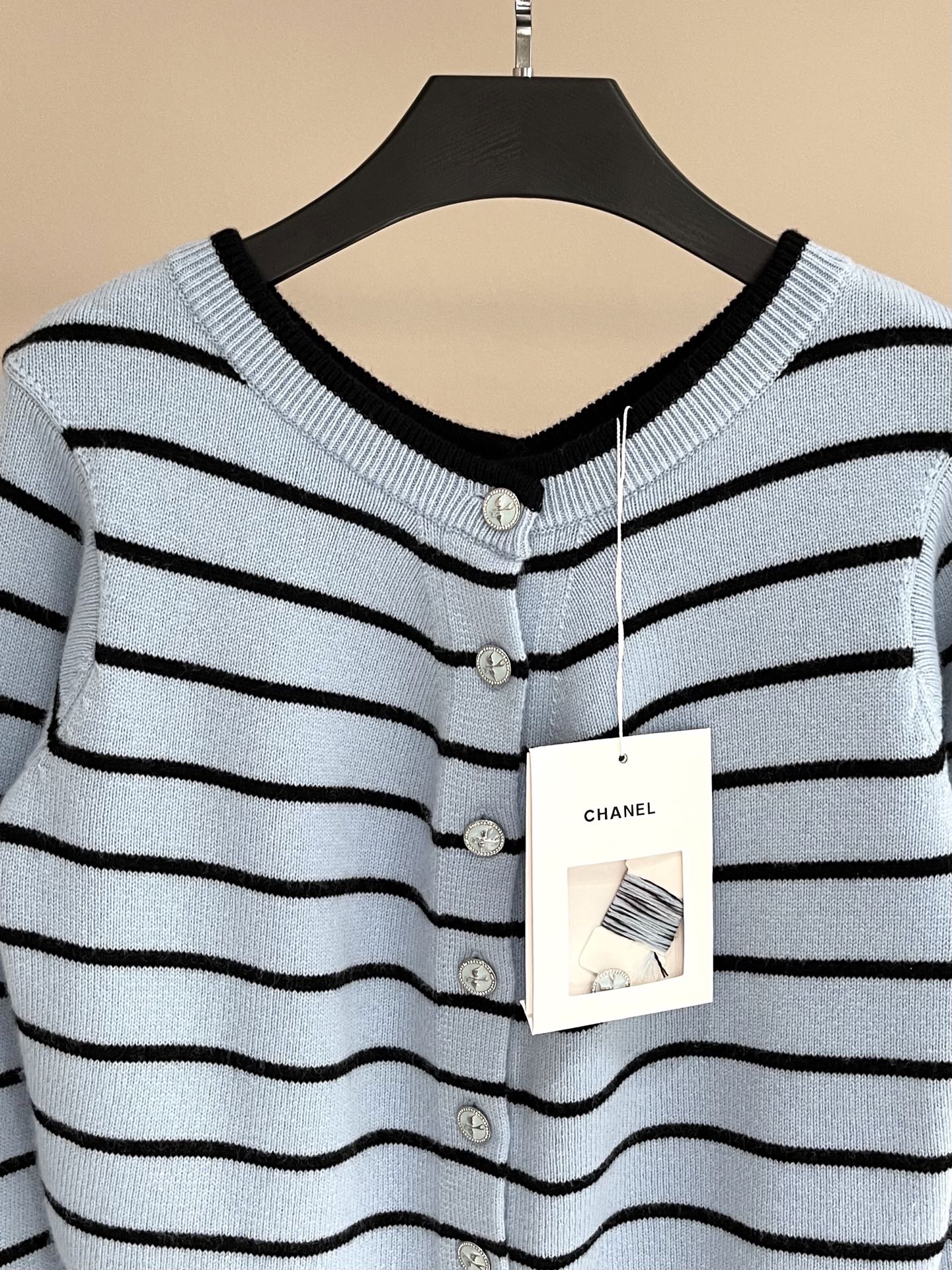 Chan 25ss knit cardigan