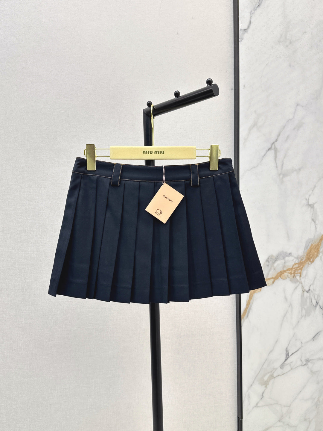 Miu 25ss pleated skirt