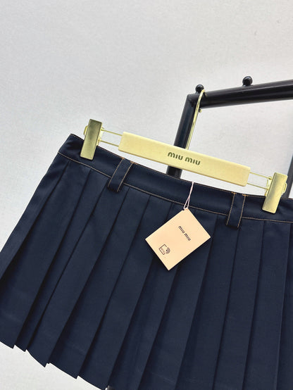Miu 25ss pleated skirt